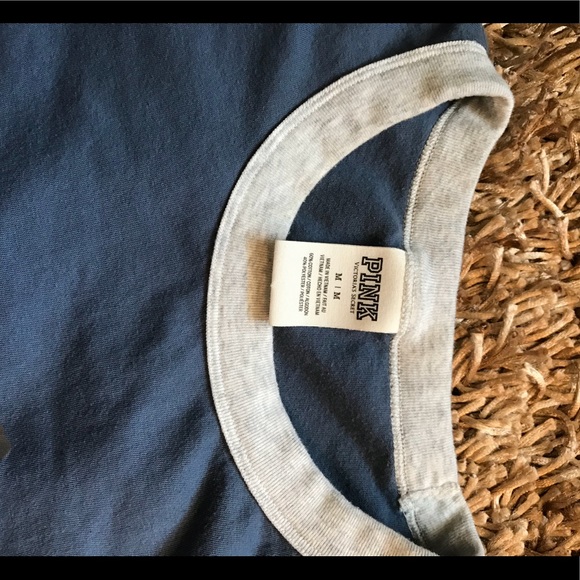 VS PINK t-shirt - Picture 5 of 5